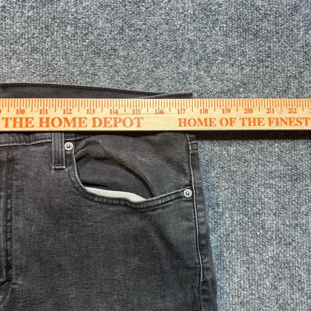 Levi's 502 Men's Regular Tapered Fit Dark Wash Black Jeans (Size: 36 x 34)